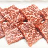 最近人気の高い赤身肉です。加熱しすぎるとかたくなってしまう赤身肉ですが、『うちもも』は柔らかくて脂肪分が少なく、あっさりといただけます。