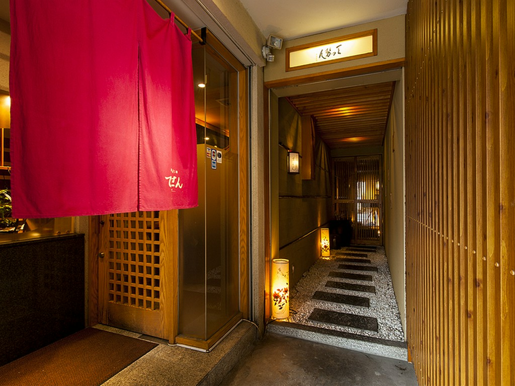 技と素材を極めた珠玉の逸品を、リーズナブルに楽しめる幸せ