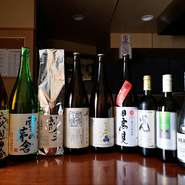 「天ぷらに合うのはワイン」と料理人。世界が認めた「甲州種」と「マスカット･ベーリーA種」を使った日本のワインは一押しです。お試しに、料理人が厳選したハウスワインを味わうのもおすすめです。