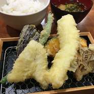 きす、いか、舞茸、なす、いんげん、かぼちゃ
