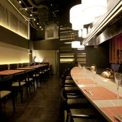 落着いた店内はデートや接待に最適です。