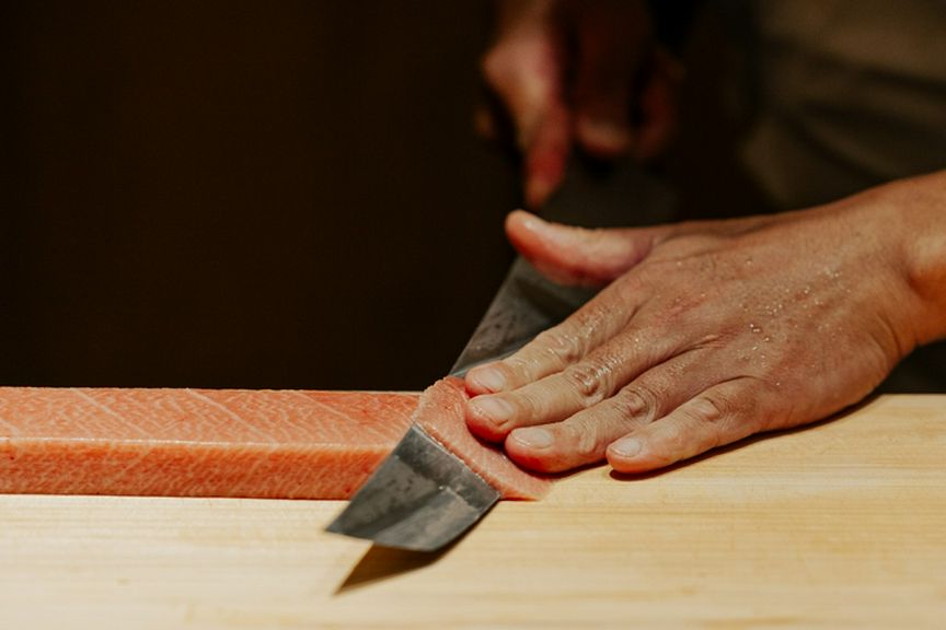 食材の個性を見極めた切りつけで、最上のおいしいを目指す