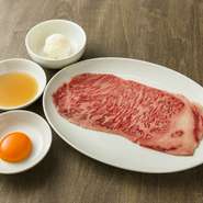 サーロインのすき焼き　厳選卵2個、一口ライス付