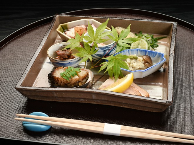 食器・内装にこだわっている