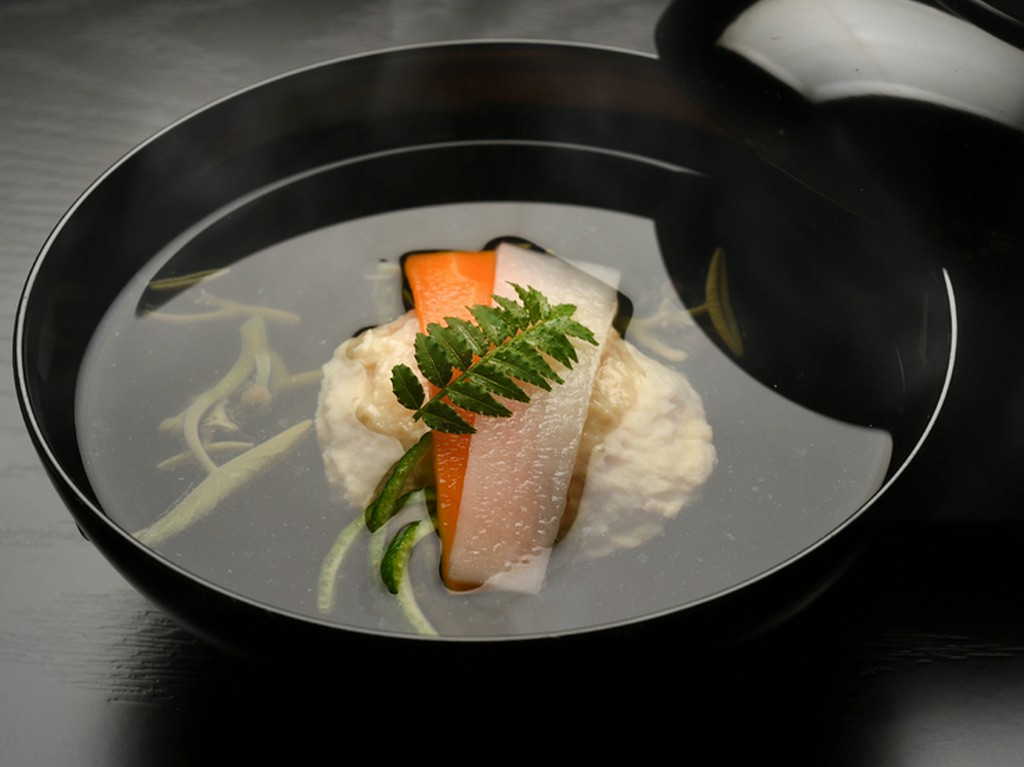 鯛真燕（お椀）