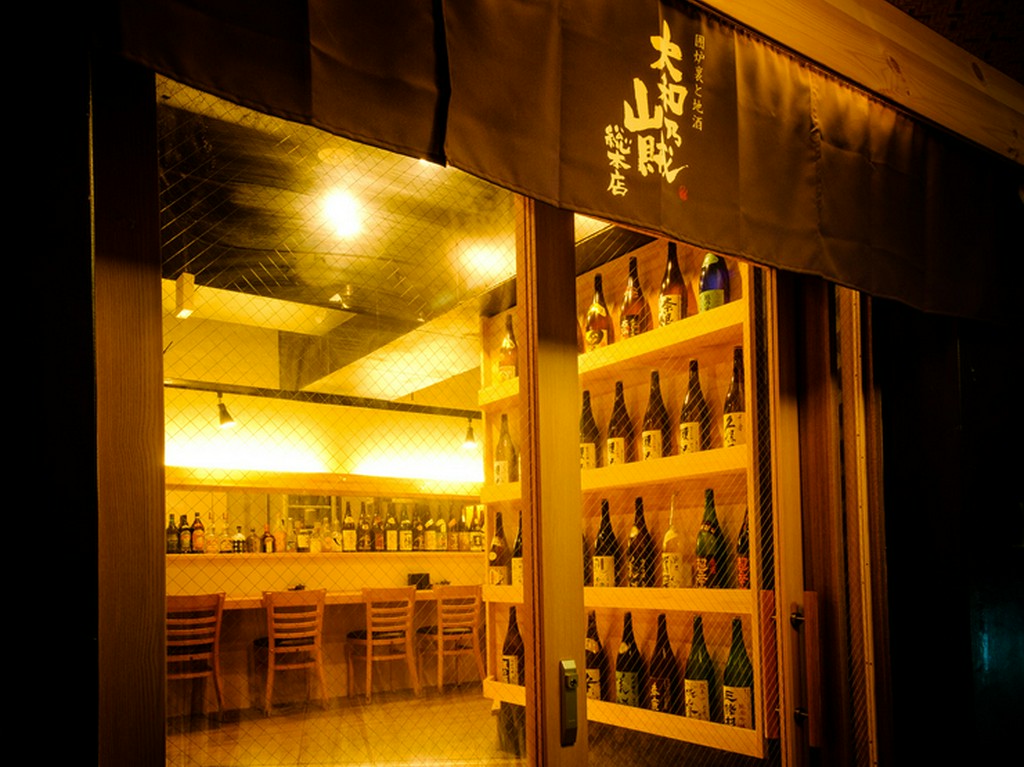 味わい深い料理と共に、憩いの時間が過ごせる