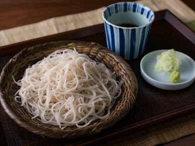 のど越しと食感が魅力の、真っ白な蕎麦『更科せいろ』