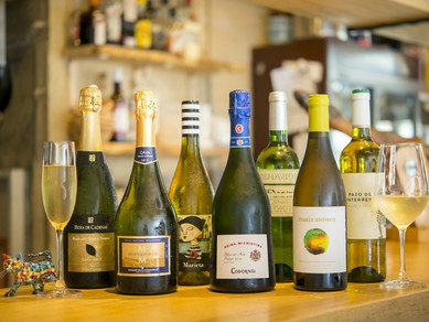 豊かな果実味とフルーティーな香りが素晴らしいスペイン産ワイン