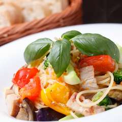 その時期の旬の野菜を使ったイタリアンやフレンチを