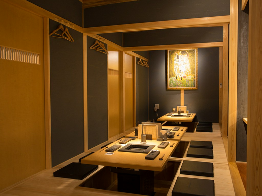 気の合う仲間と美味しいお肉を囲む、笑顔あふれる宴会に最適