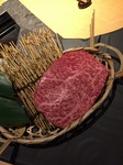 ももから取れるお肉。牛肉で最も脂肪が少ない部分
