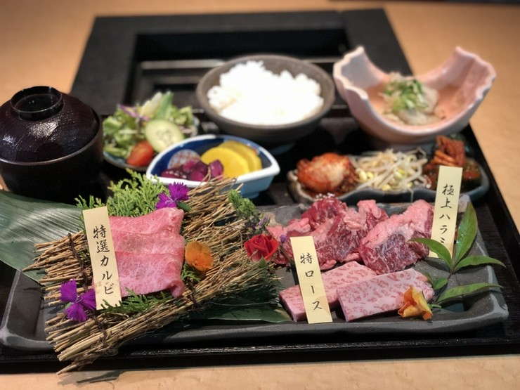 炭火焼肉なのはな 和歌山駅周辺 焼肉 ランチメニュー ヒトサラ