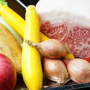 奈良県産の食材を中心に厳選仕入れ『大和牛と季節の野菜』