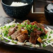 ※10食限定　お肉150g・サラダ・白ご飯・お味噌汁付き、＋200円でデザート・コーヒーセットに出来ます。