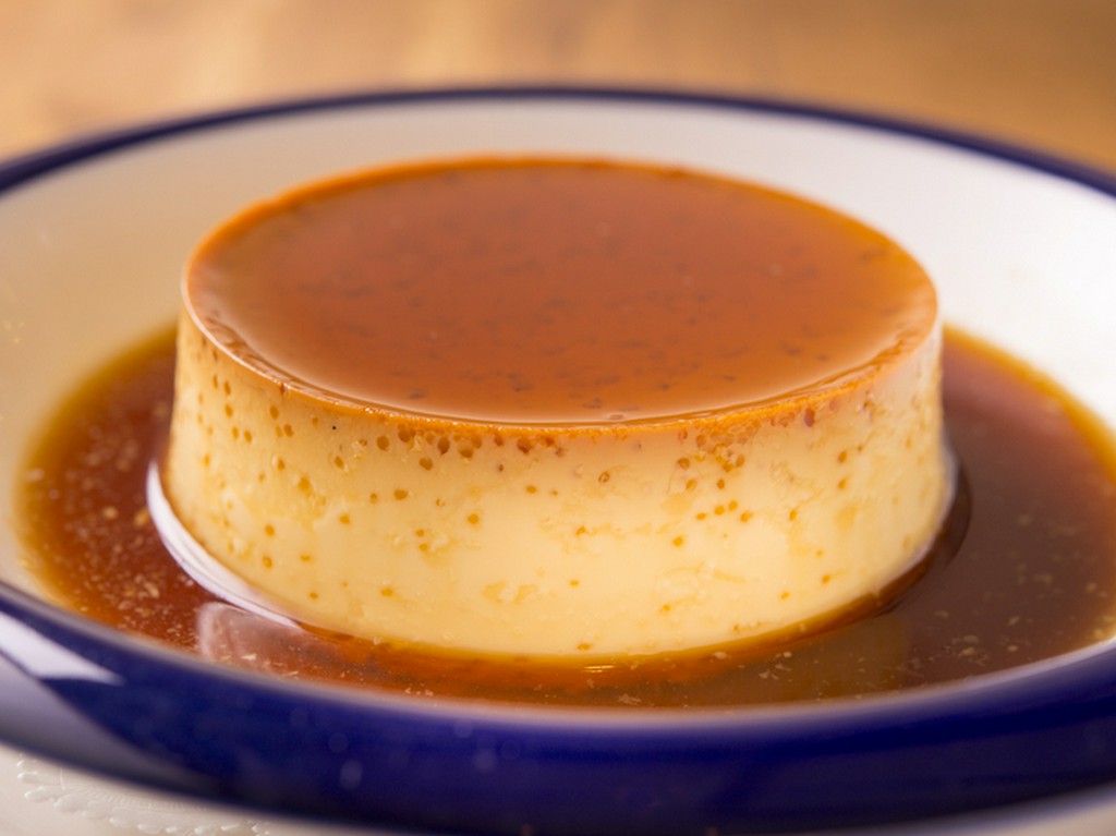 素朴感あふれる手作りの味『クレームキャラメル』