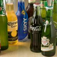 ※ビール、カクテル、焼酎、ワイン、ソフトドリンク、各種あります。