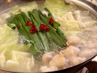 もつ蔵創業時からの看板もつ鍋『水炊き風もつ鍋』