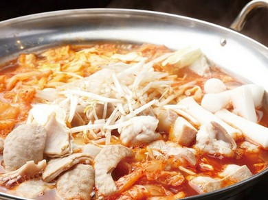 ほど良い辛さの韓国風もつ鍋『馬力キムチもつ鍋』