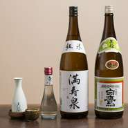白焼きなどの一品料理と楽しみたい、いぶし銀揃いの日本酒