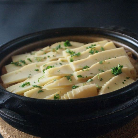 <おすすめ>竹の子と若鳥の土鍋ご飯