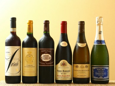 フランス産やイタリア産を中心に熟成肉や魚介に合うワインを厳選