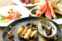 鉄板焼の醍醐味カウンターで接待、ご宴会を！
◎本日の先付◎季節の冷たい前菜◎国産牛フィレステーキ◎産地直送季節の焼野菜◎ガーリックライス 香の物 お味噌汁◎季節の自家製デザート◎飲み放題付※2時間制