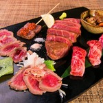 熟成和牛の達人が、牛肉好きのために考案した
エイジングビーフのみを使用したスペシャルコース。
達人が贈るエイジングビーフの
ランプのローストビーフとフィレステーキ
炙り寿司、たたき等全9品。
