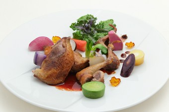 仔鳩のロースト　ソースサルミ