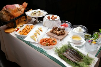 『本日の前菜盛り合わせワゴン』