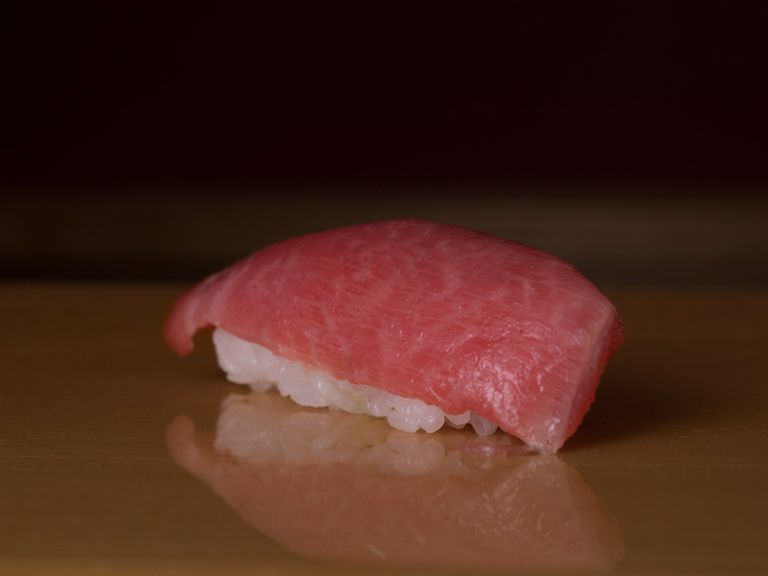 毎朝の仕入れに神経を注ぐ「まぐろ」