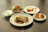 ボリューム満点お子様ランチ　要予約
