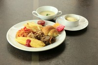 ボリューム満点お子様ランチ　要予約

