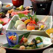 新鮮な魚介、豊後牛等地元の食材にこだわった一品一品を味わいたい。【日本料理　玄】がオススメするスタンダード会席

前菜、お刺身、煮物、焼き物・・・伝統の会席料理を美しい器とともにお楽しみください。