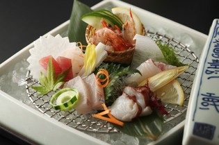 目と舌で楽しむ『お造り』