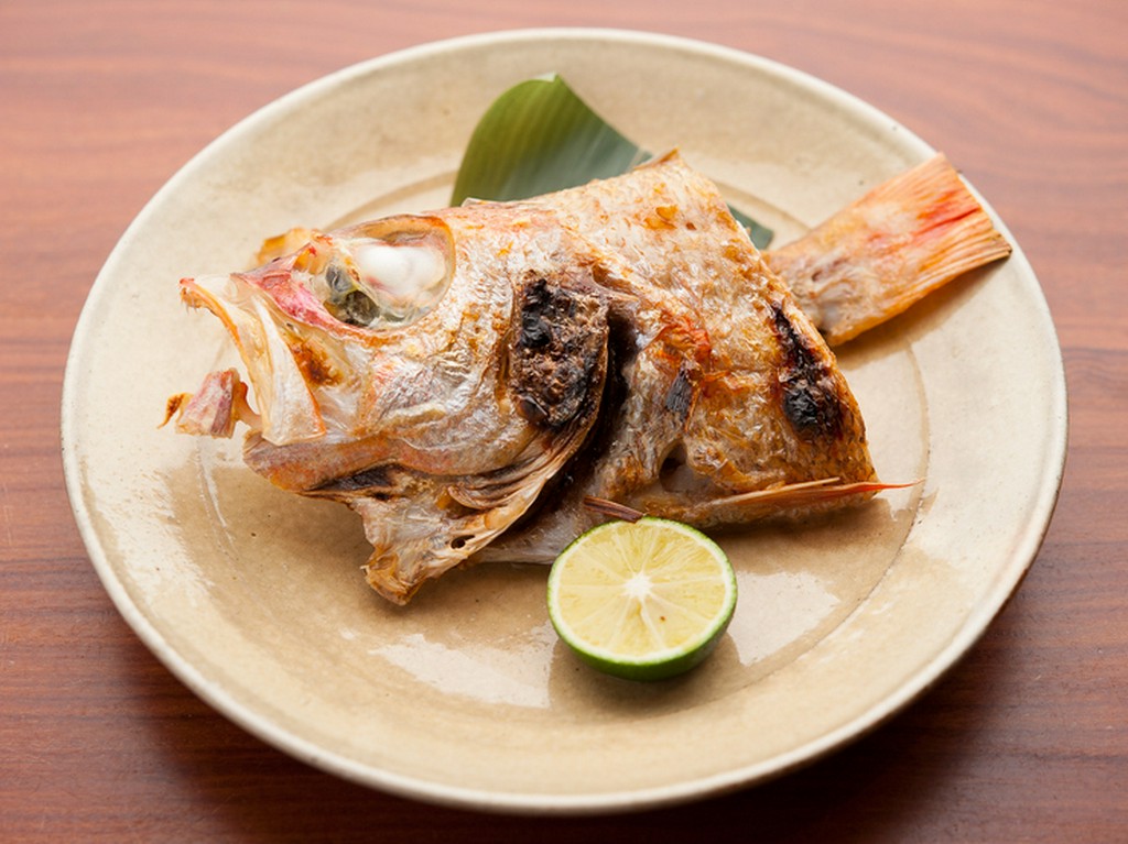 「びんび」＝魚！魚屋さんとの強力タッグで実現する最高の仕入れ