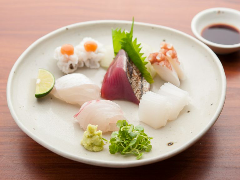 店主のこだわりの結晶!食べないと損する『造り盛り合わせ』