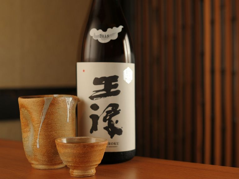 大将自ら飲んで料理との相性を確認した、こだわりの日本酒