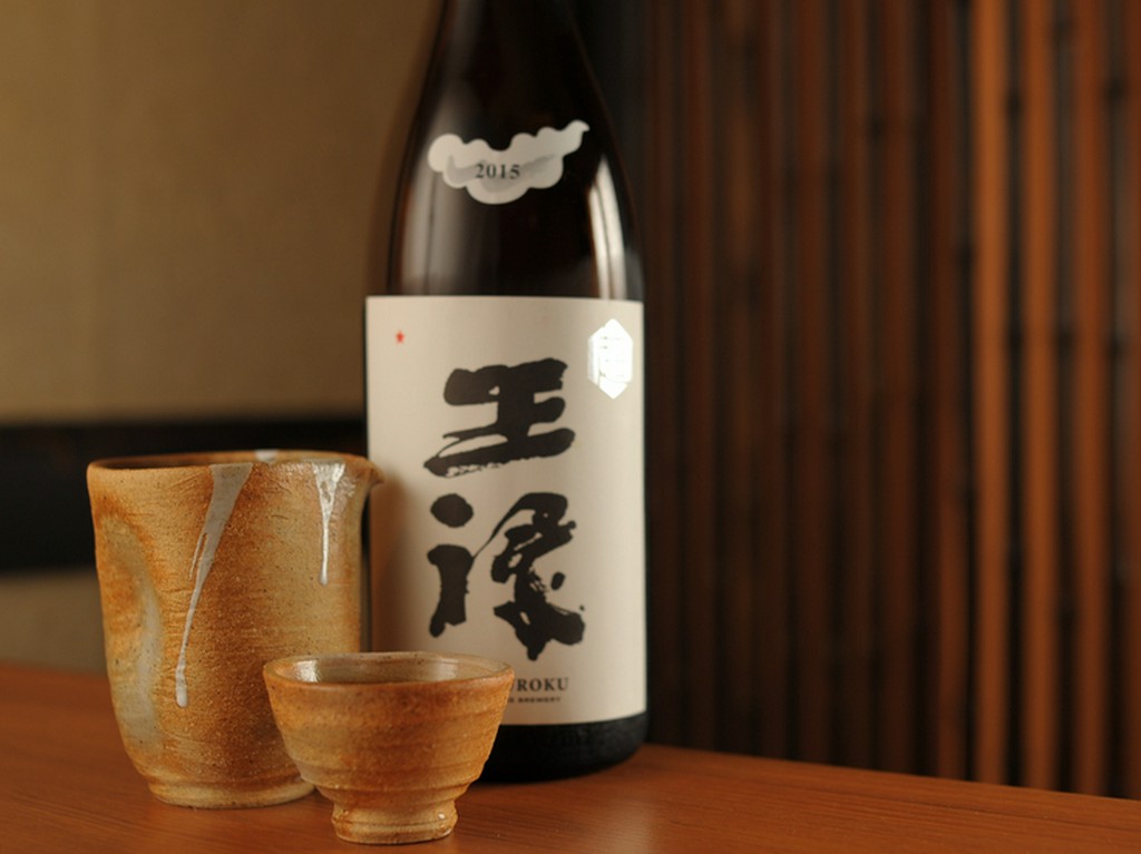 大将自ら飲んで料理との相性を確認した、こだわりの日本酒