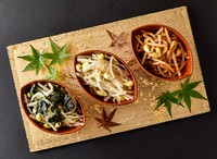 胡麻油・韓国海苔・ラー油
彩り美しい箸休め