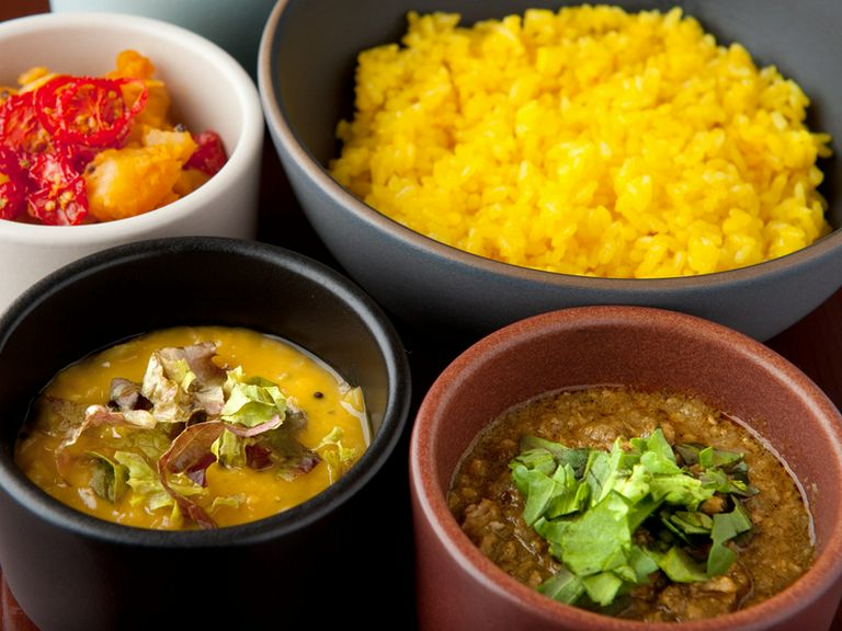 ランチ・ディナーともに日替わりのカレープレートのみ