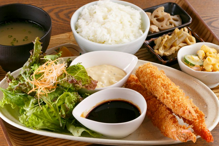 大エビフライランチ　手作りタルタルソース