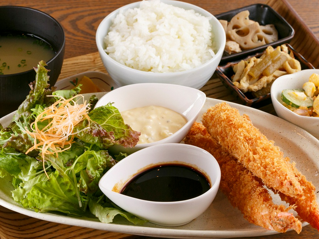 大エビフライランチ　手作りタルタルソース