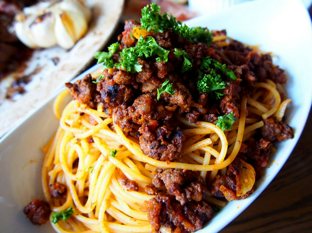 ラグーソースのボロネーゼ