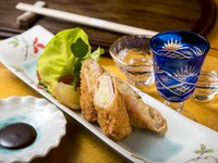 常連の間でもファンの多い人気のメニュー『ポテトサラダのハムカツ』