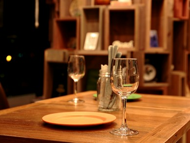 カジュアルに楽しめるワインやシードルで楽しく乾杯！