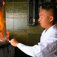 常にお客様の話に耳を傾け、オーダー時などに、お客様の表情や、一言、二言お話しさせて頂く中で、何を望んでいるかを察し、お客様に合ったサービスを提供できるよう心がけています。