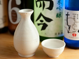常時、約40種類。幅広い品揃えが自慢の「日本酒」