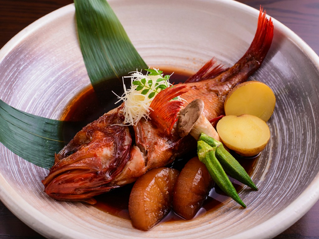 飽きのこない優しい味わい『きんきの艶煮』