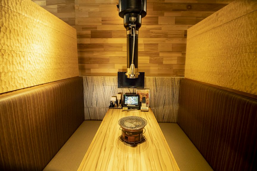 県内屈指の個室があり全140席が完全個室でテレビ付き!