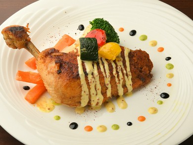 鴨もも肉のコンフィ バルサミコソース